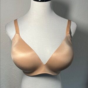 Victoria’s Secret Semi Demi No Wire Bra 38DDD